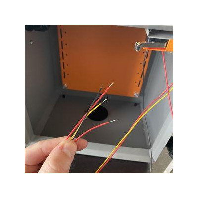 IOT BOX S - Smart IoT box s certfikací IP65 a IK10 v kompaktním provedení